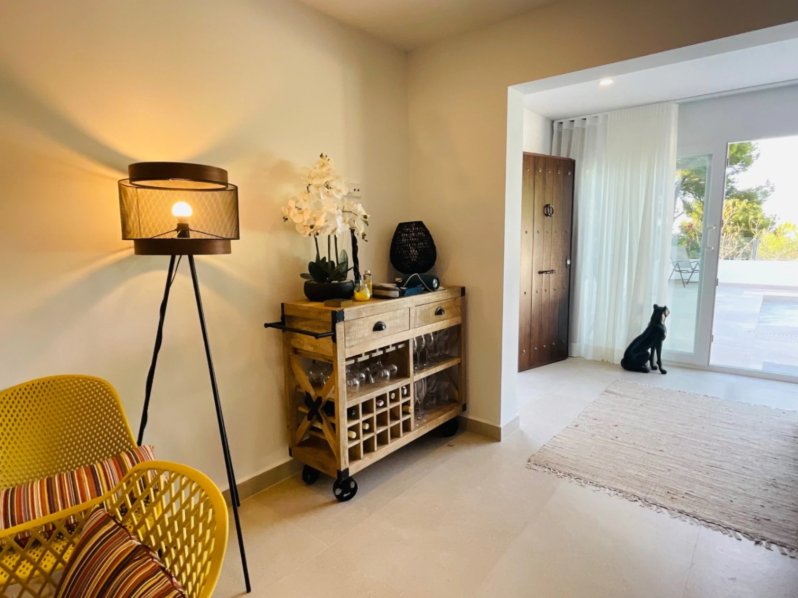 Chalet independiente en Las Marquesas en Denia con piscina privada.