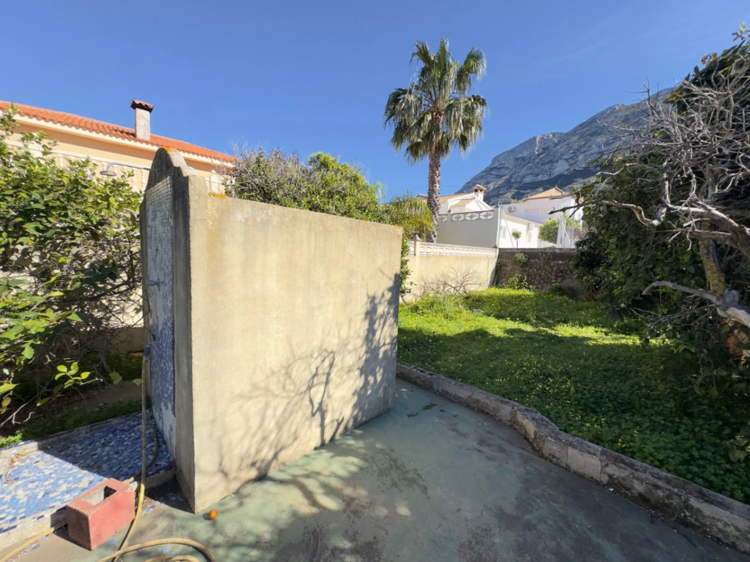 Chalet en Denia con apartamento invitados en Montgó