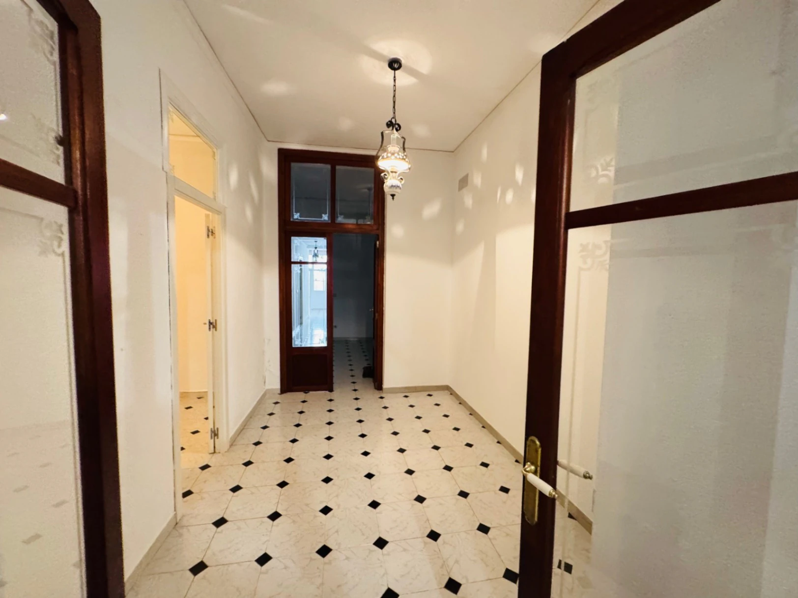 Piso en planta baja con patio en pleno centro histórico de Denia