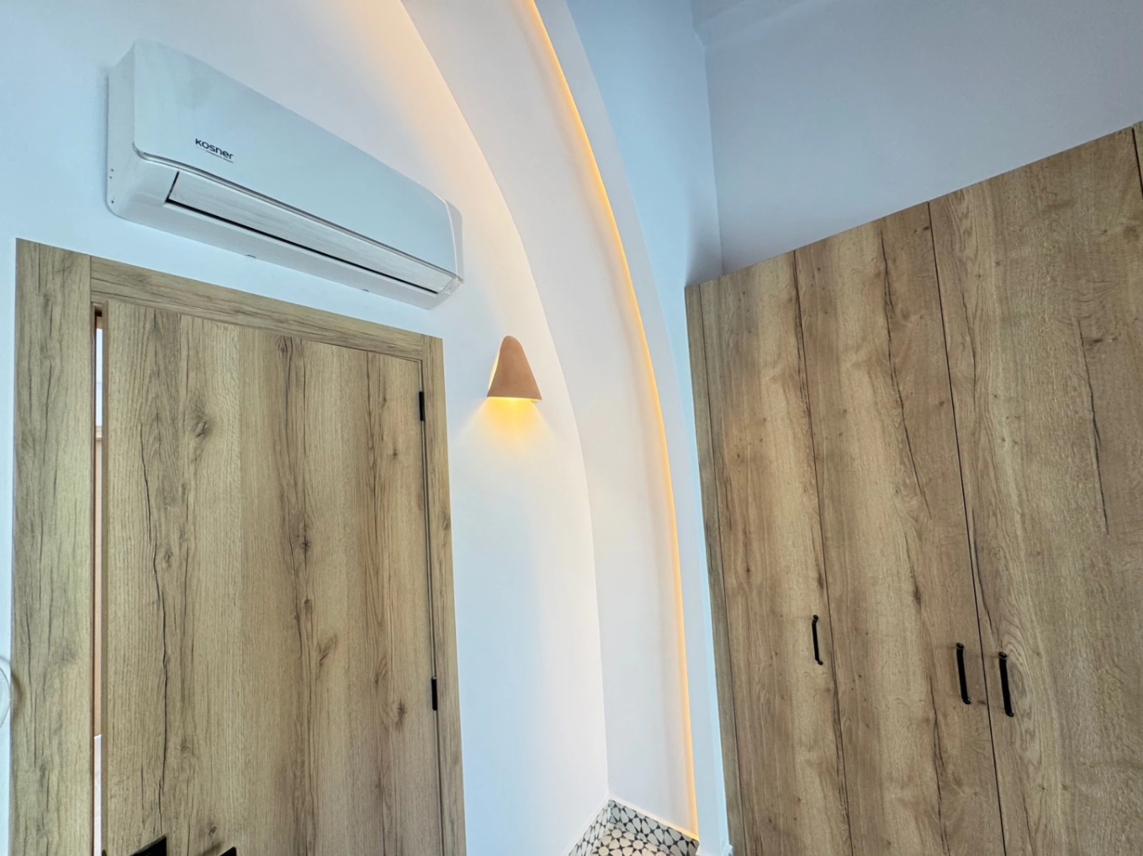Casa de pueblo en centro Oliva con 3 viviendas dentro