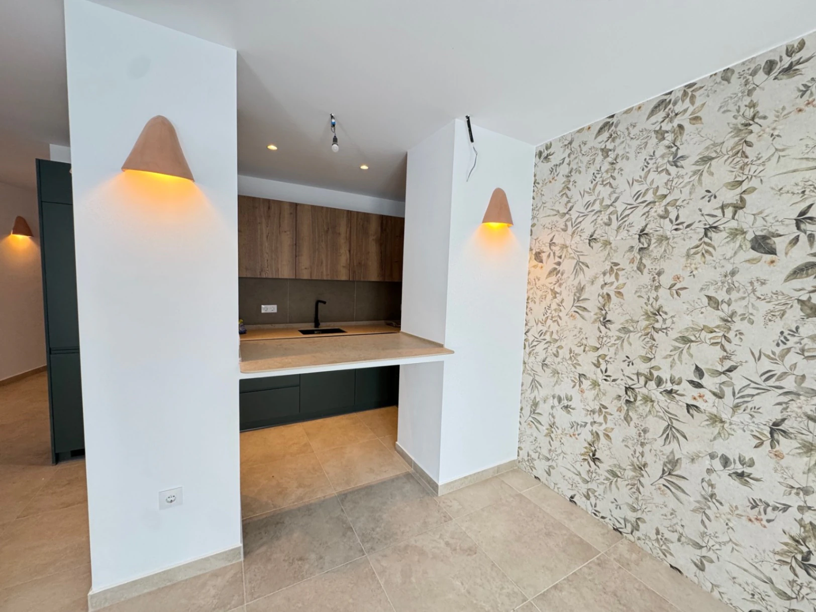 Casa de pueblo en centro Oliva con 3 viviendas dentro
