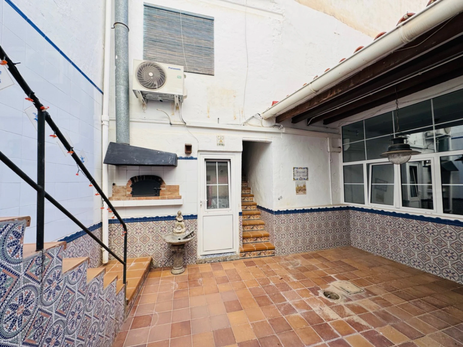 Piso en planta baja con patio en pleno centro histórico de Denia
