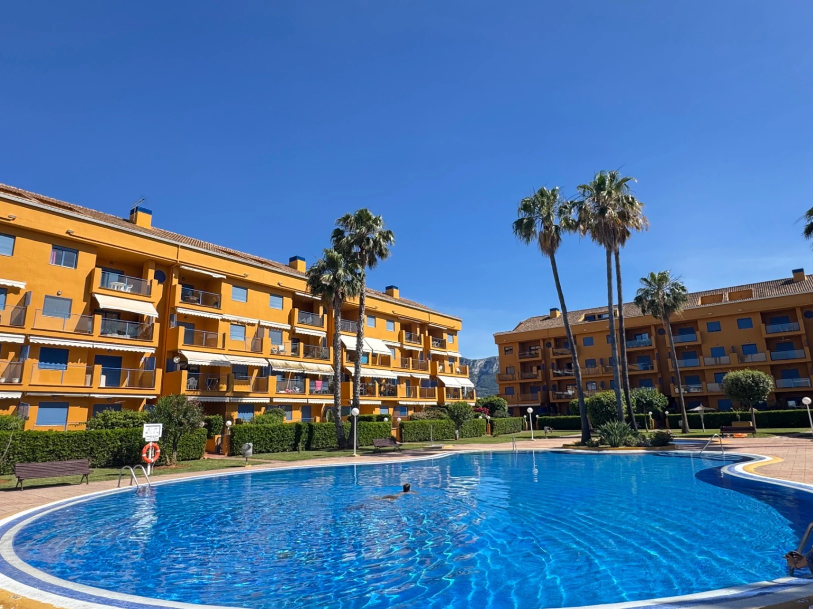 Atico dúplex en Las Marinas de Denia junto al club de tenis