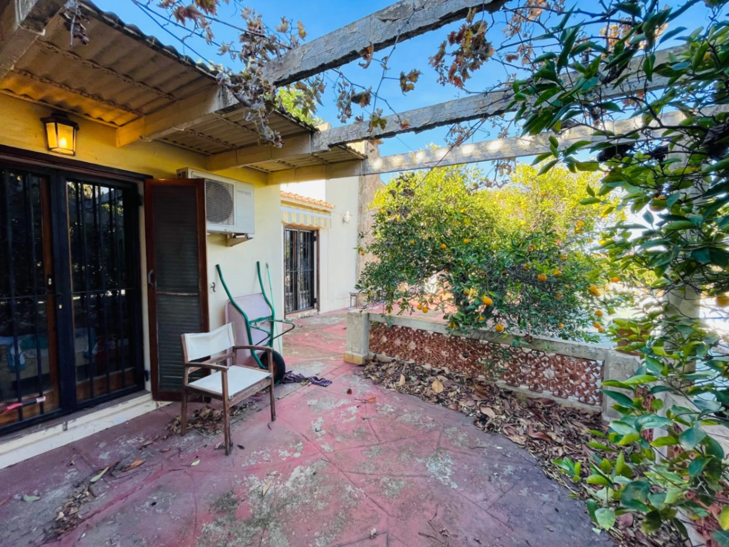 Chalet en Denia con apartamento invitados en Montgó