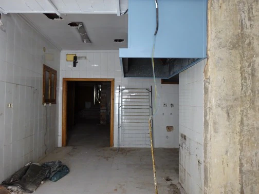 Local comercial de 180 en Denia zona puerto-centro