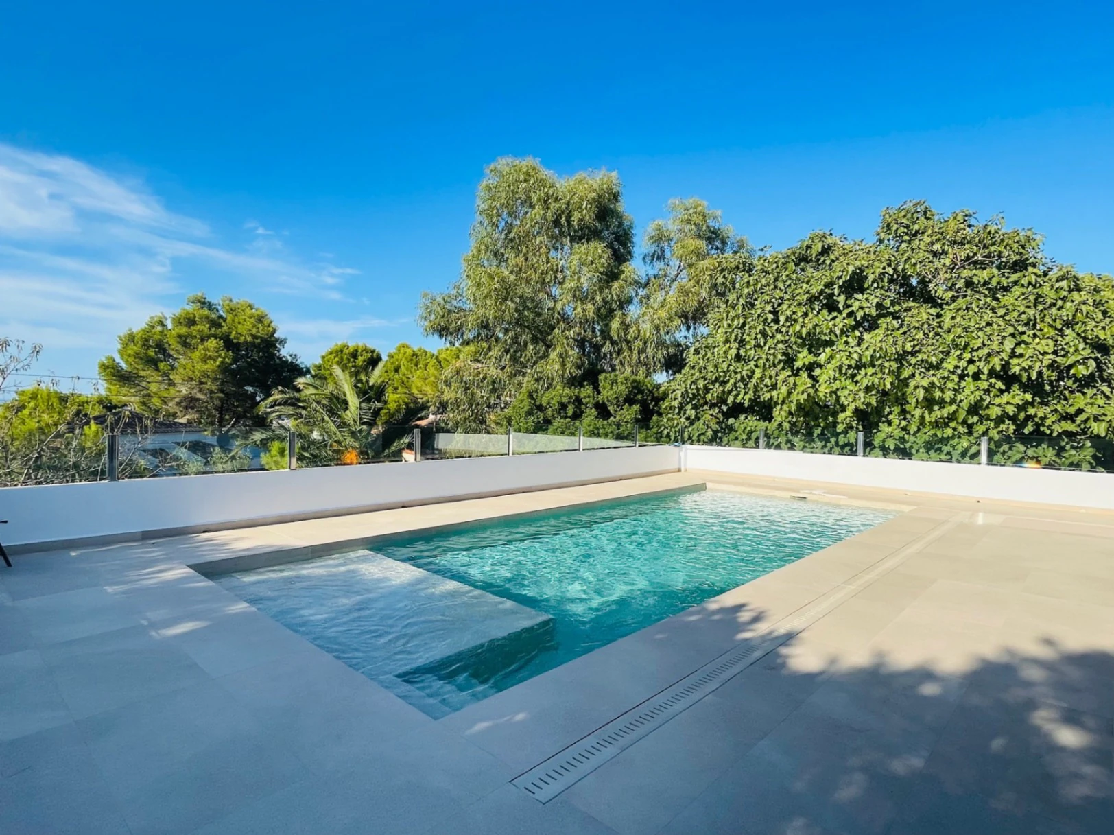 Chalet independiente en Las Marquesas en Denia con piscina privada.