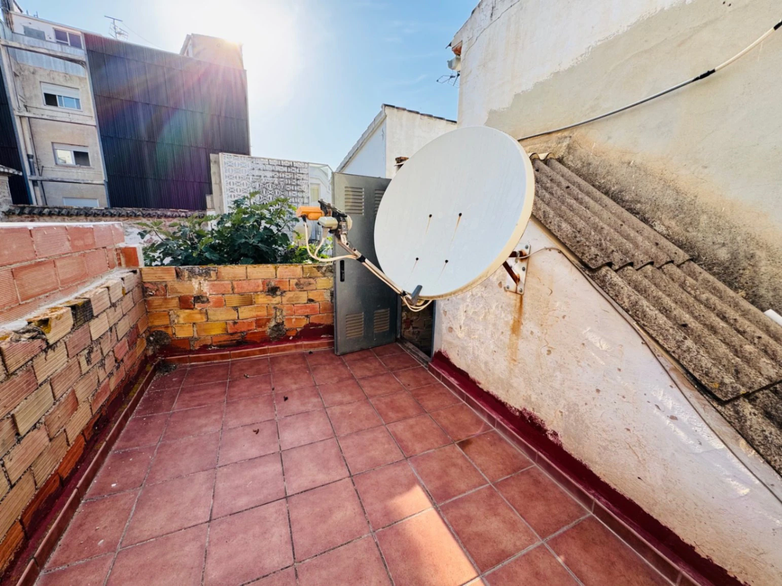 Piso en planta baja con patio en pleno centro histórico de Denia
