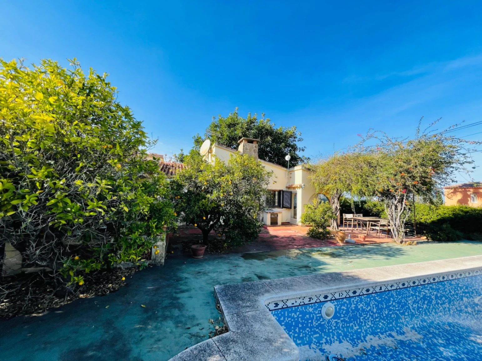 Chalet en Denia con apartamento invitados en Montgó