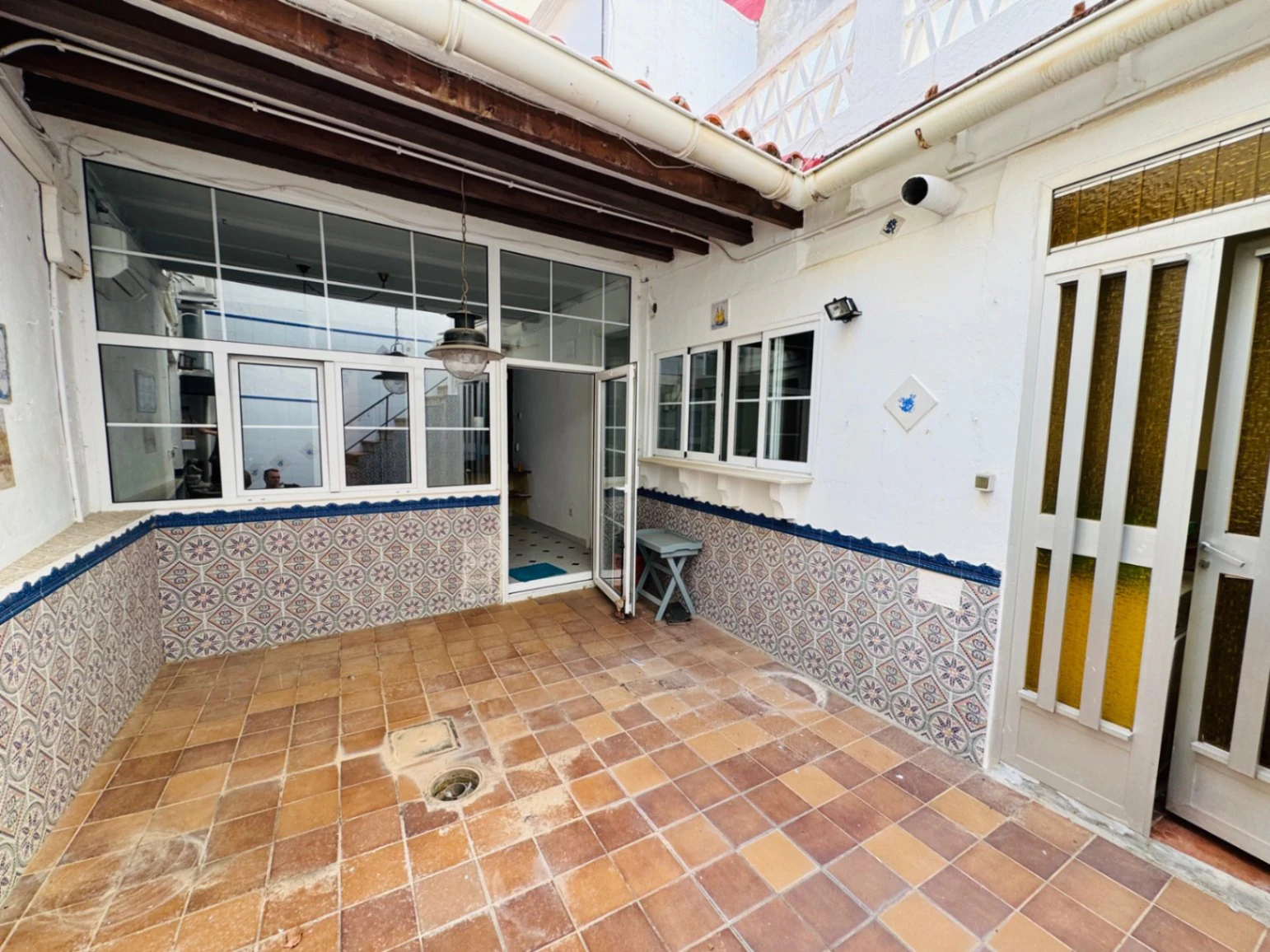 Piso en planta baja con patio en pleno centro histórico de Denia