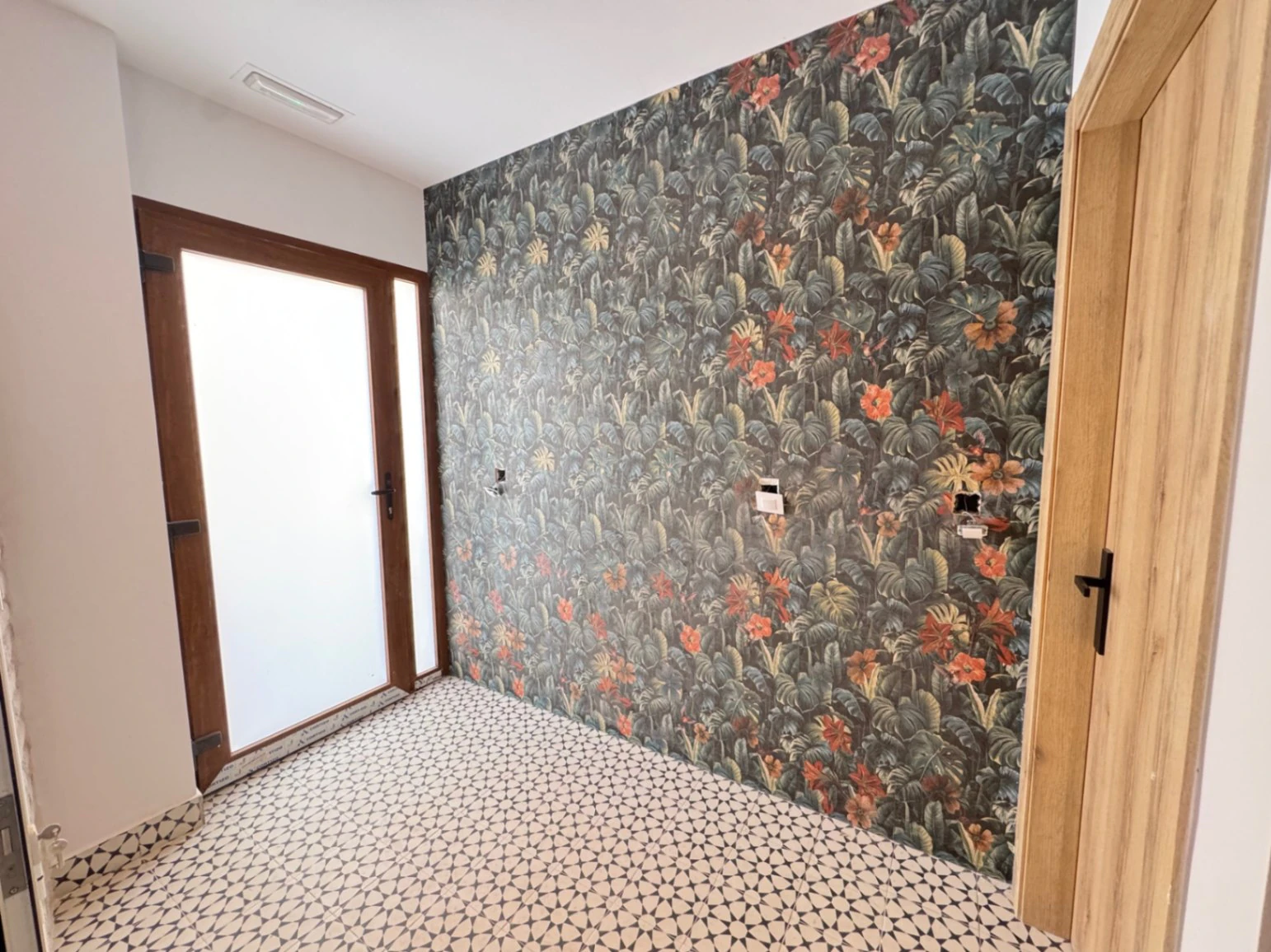 Casa de pueblo en centro Oliva con 3 viviendas dentro