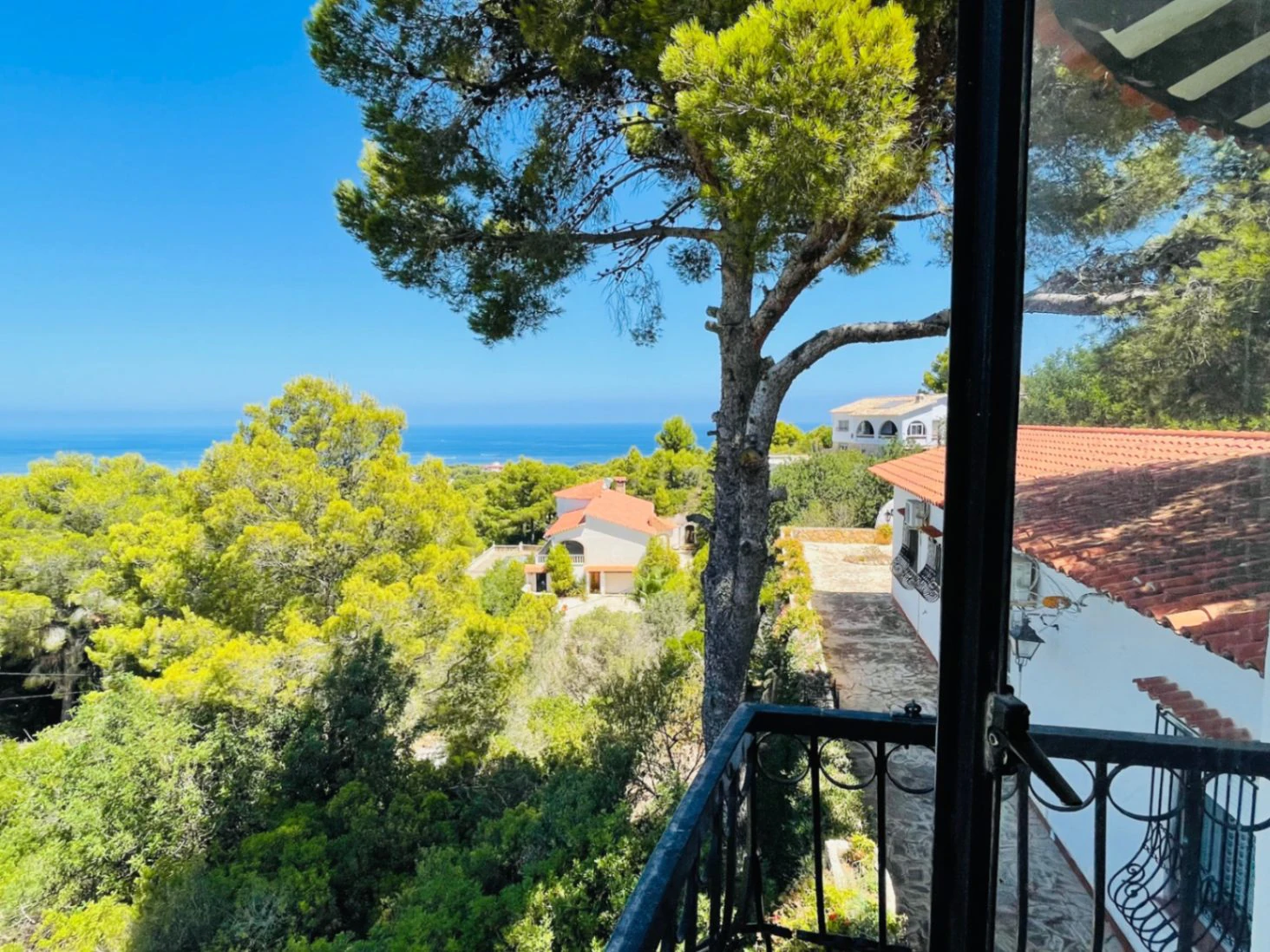 Chalet en Las Rotas con vistas panorámicas al mar y montaña