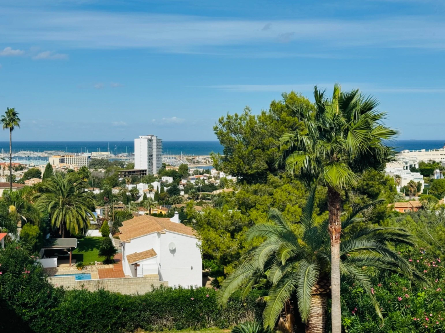 Chalet con vistas al mar en Denia, zona Santa Lucía en Montgó