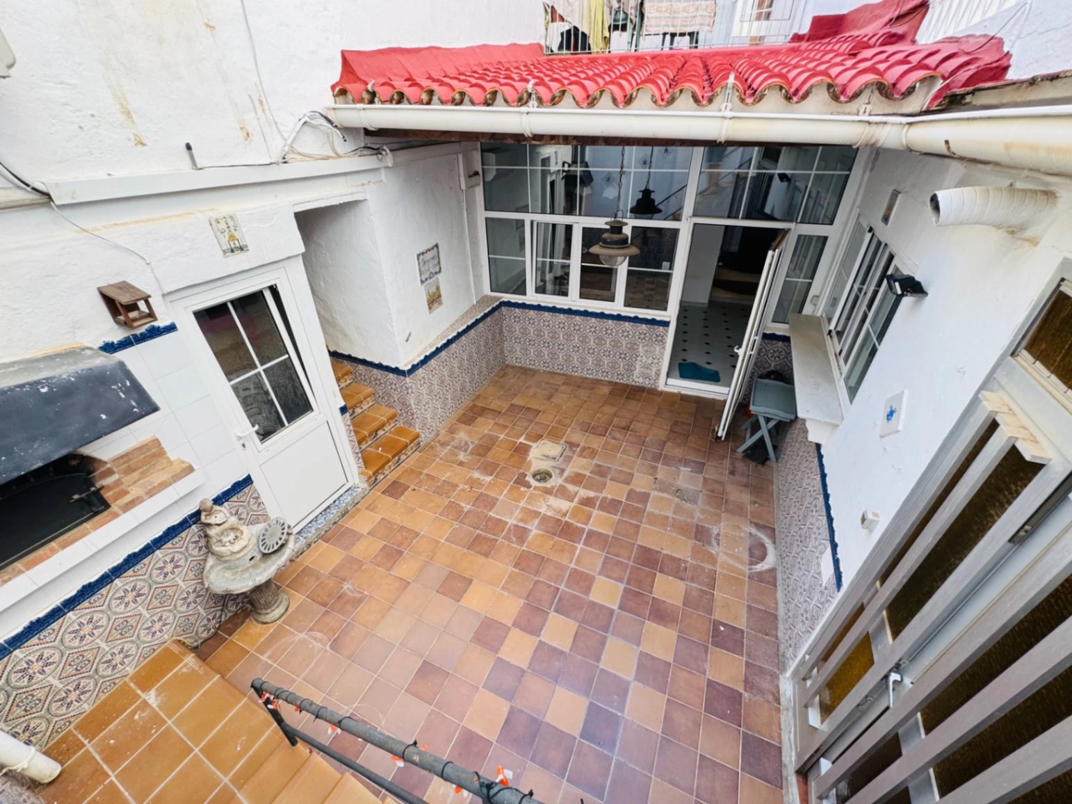 Piso en planta baja con patio en pleno centro histórico de Denia