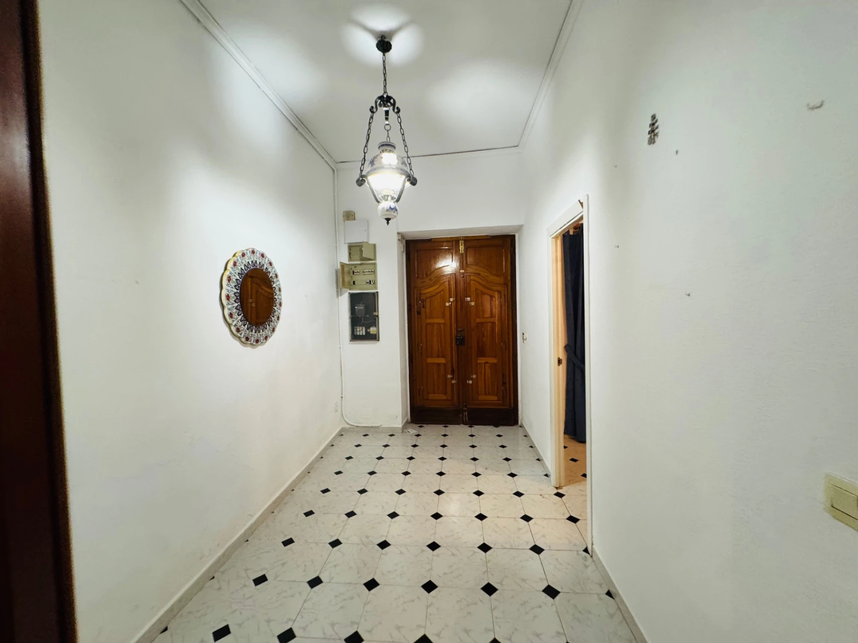 Piso en planta baja con patio en pleno centro histórico de Denia