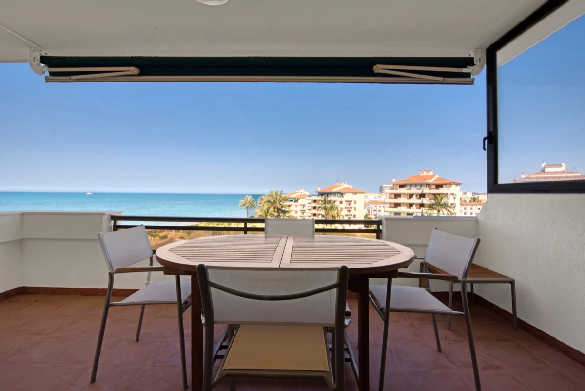 Apartamento primera línea de playa