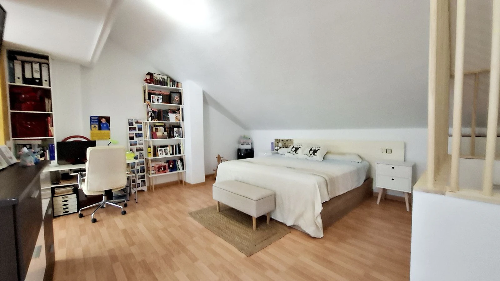 ATICO DUPLEX CON VISTAS AL CASTILLO
