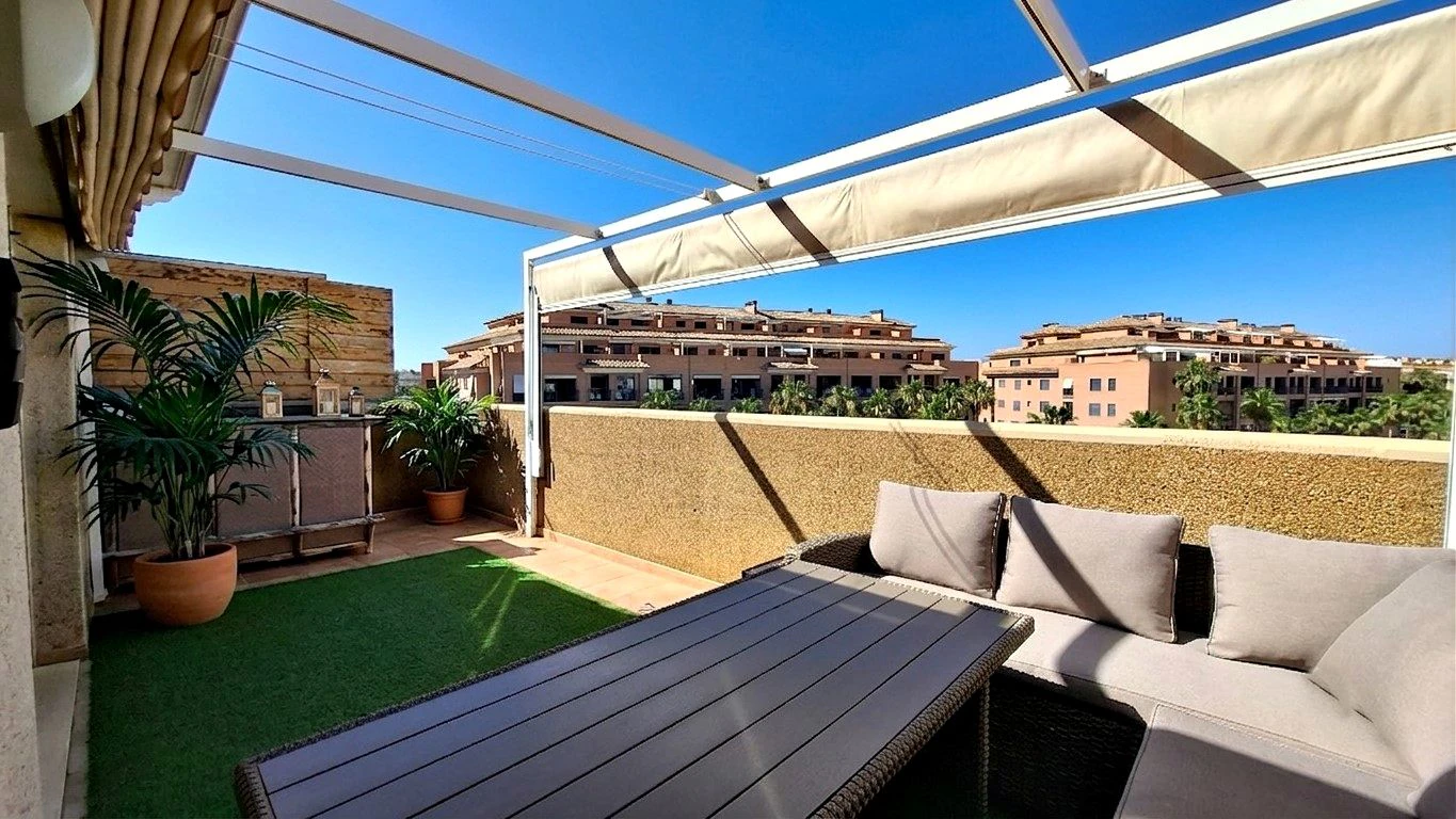 ATICO DUPLEX CON VISTAS AL CASTILLO
