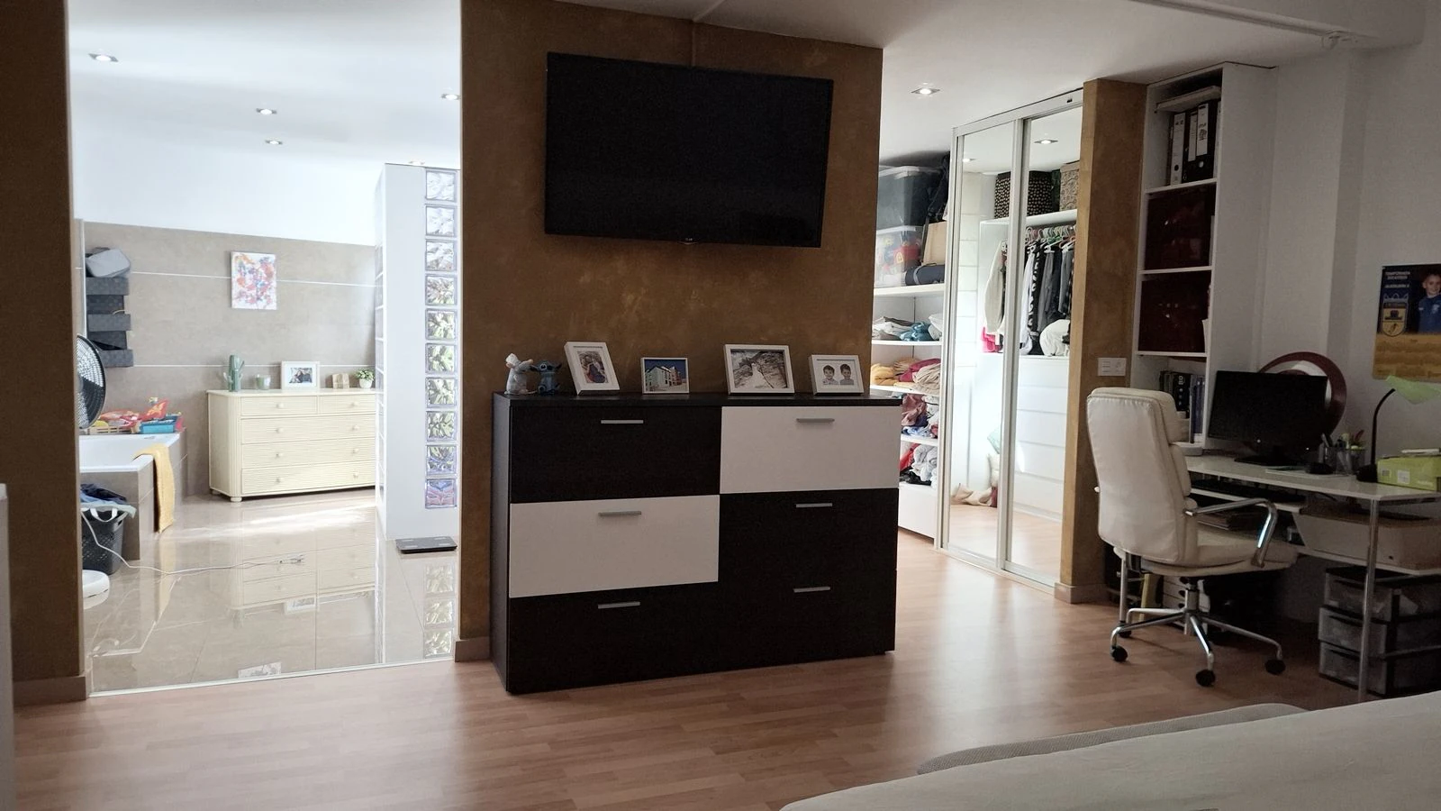 ATICO DUPLEX CON VISTAS AL CASTILLO