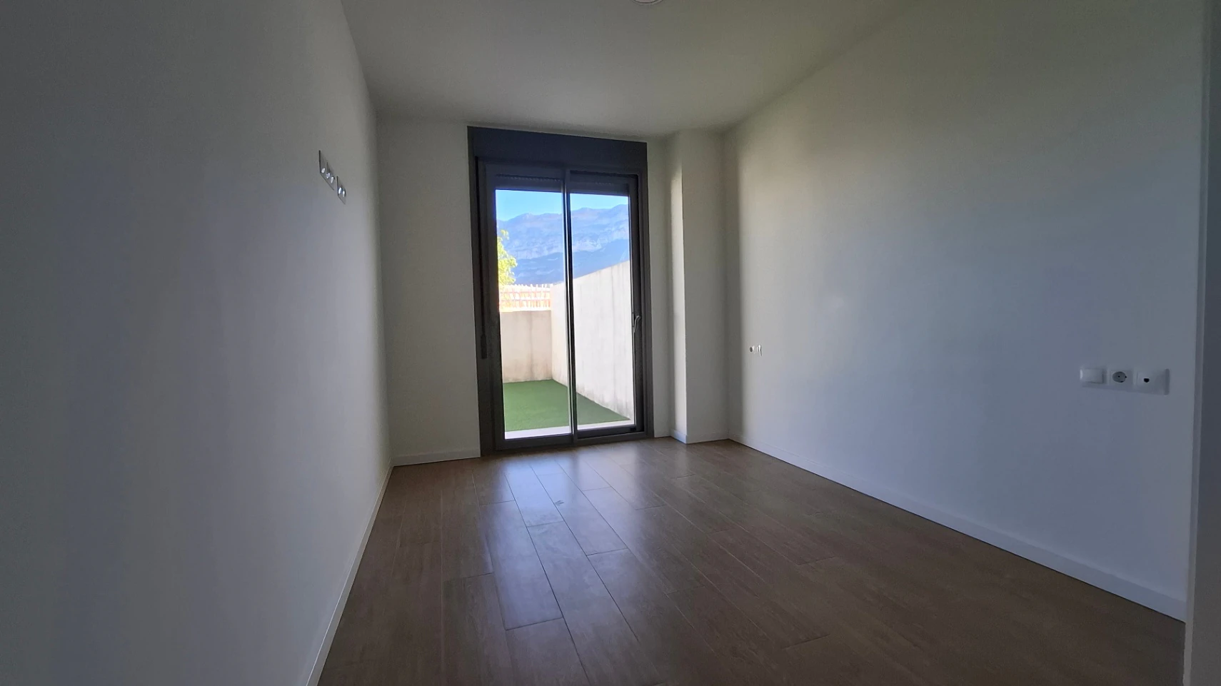 APARTAMENTO SEMINUEVO EN PLANTA BAJA DE 2 DORMITORIOS