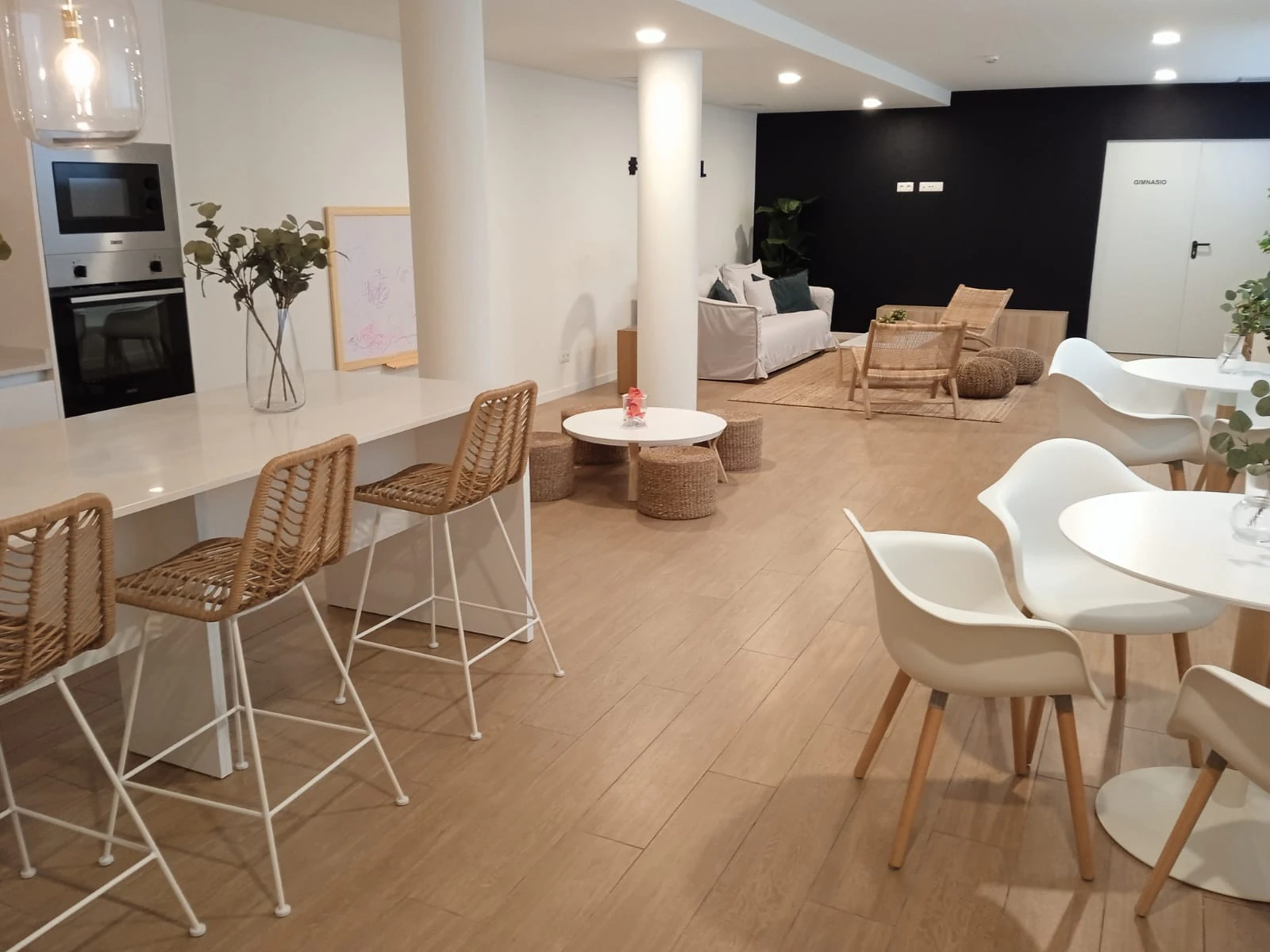 APARTAMENTO SEMINUEVO EN PLANTA BAJA DE 2 DORMITORIOS