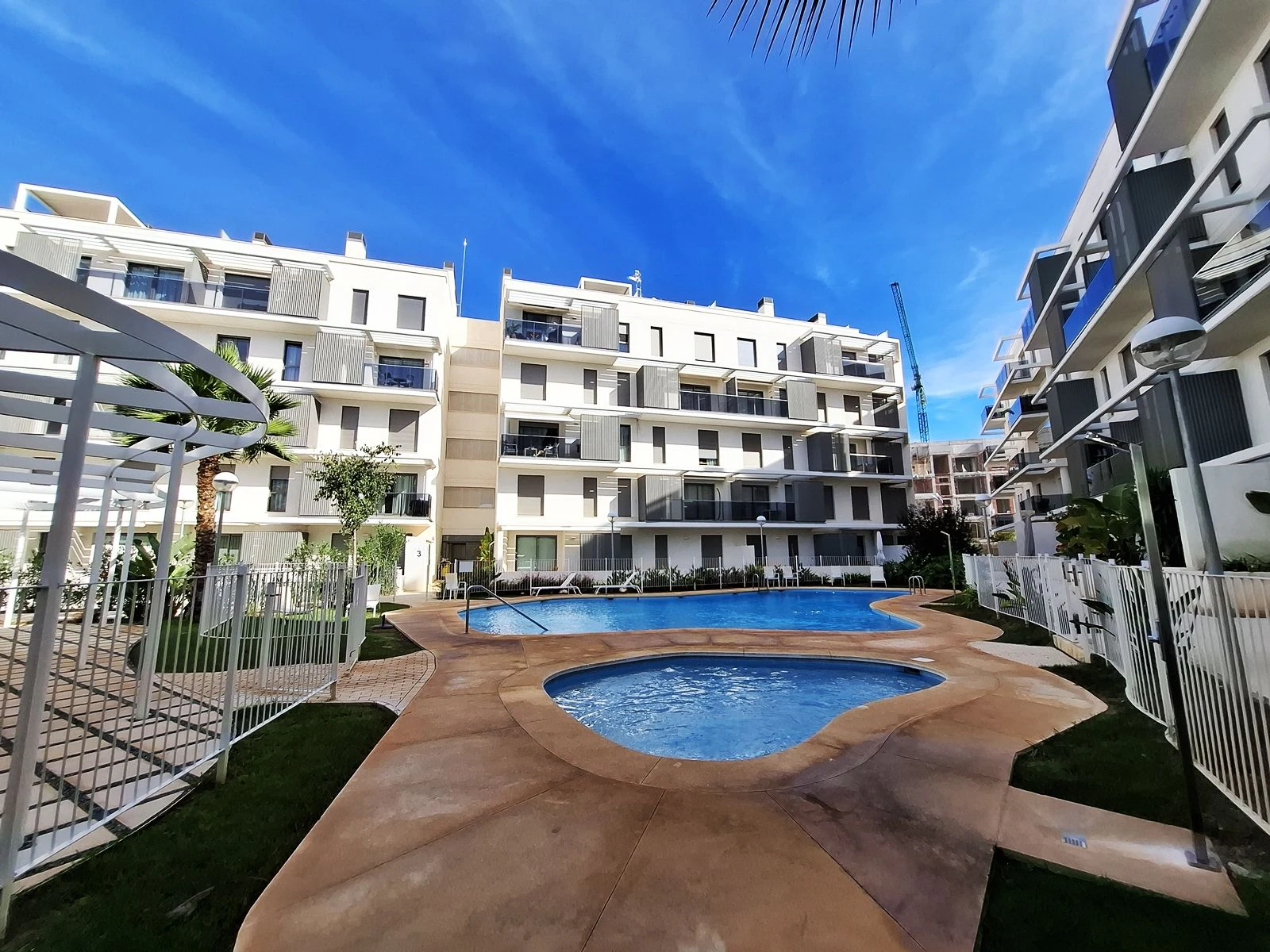 APARTAMENTO SEMINUEVO EN PLANTA BAJA DE 2 DORMITORIOS