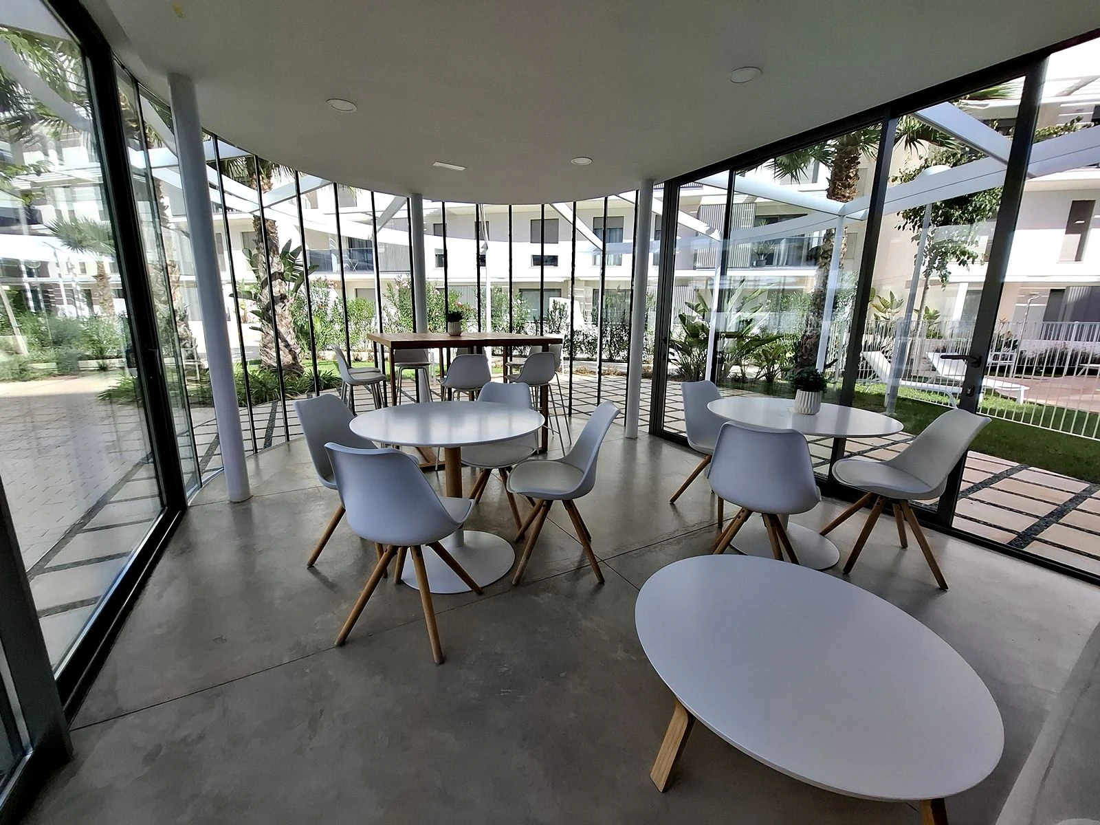 APARTAMENTO SEMINUEVO EN PLANTA BAJA DE 2 DORMITORIOS