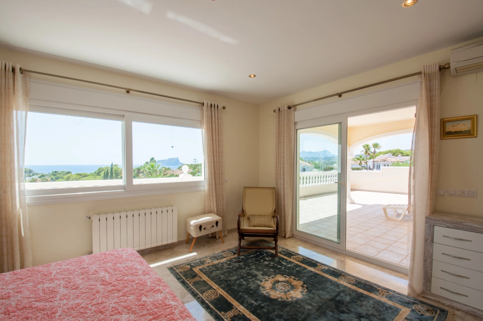 CRMI226006 - Grande villa élégante avec vue sur la mer à vendre à Moraira