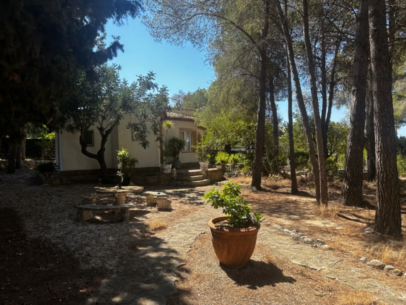 CR448317 - VILLA WITH DETACHED GUEST HOUSE IN EL MONTGO