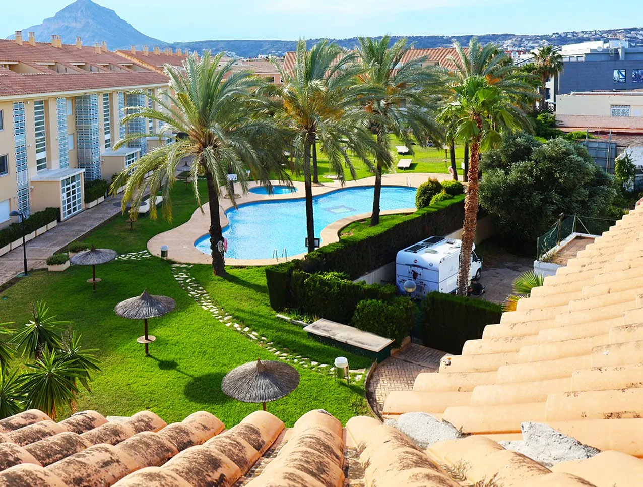 CR1023 - Ático dúplex con piscina, en la playa del Arenal, Jávea