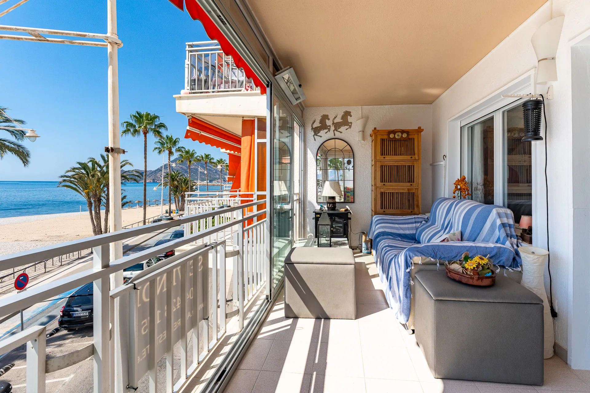 CRCB46944 - Vida Frente al Mar: Apartamento Renovado de 2 Dormitorios en Venta en Altea a Solo Pasos del Mediterráneo