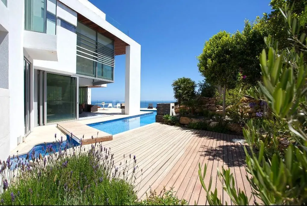 4677 - Lujosa Villa moderna en primera línea con impresionantes vistas al mar