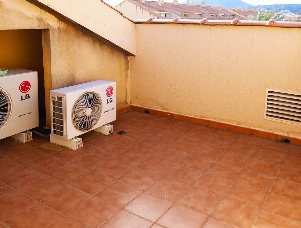 CR1023 - Ático dúplex con piscina, en la playa del Arenal, Jávea