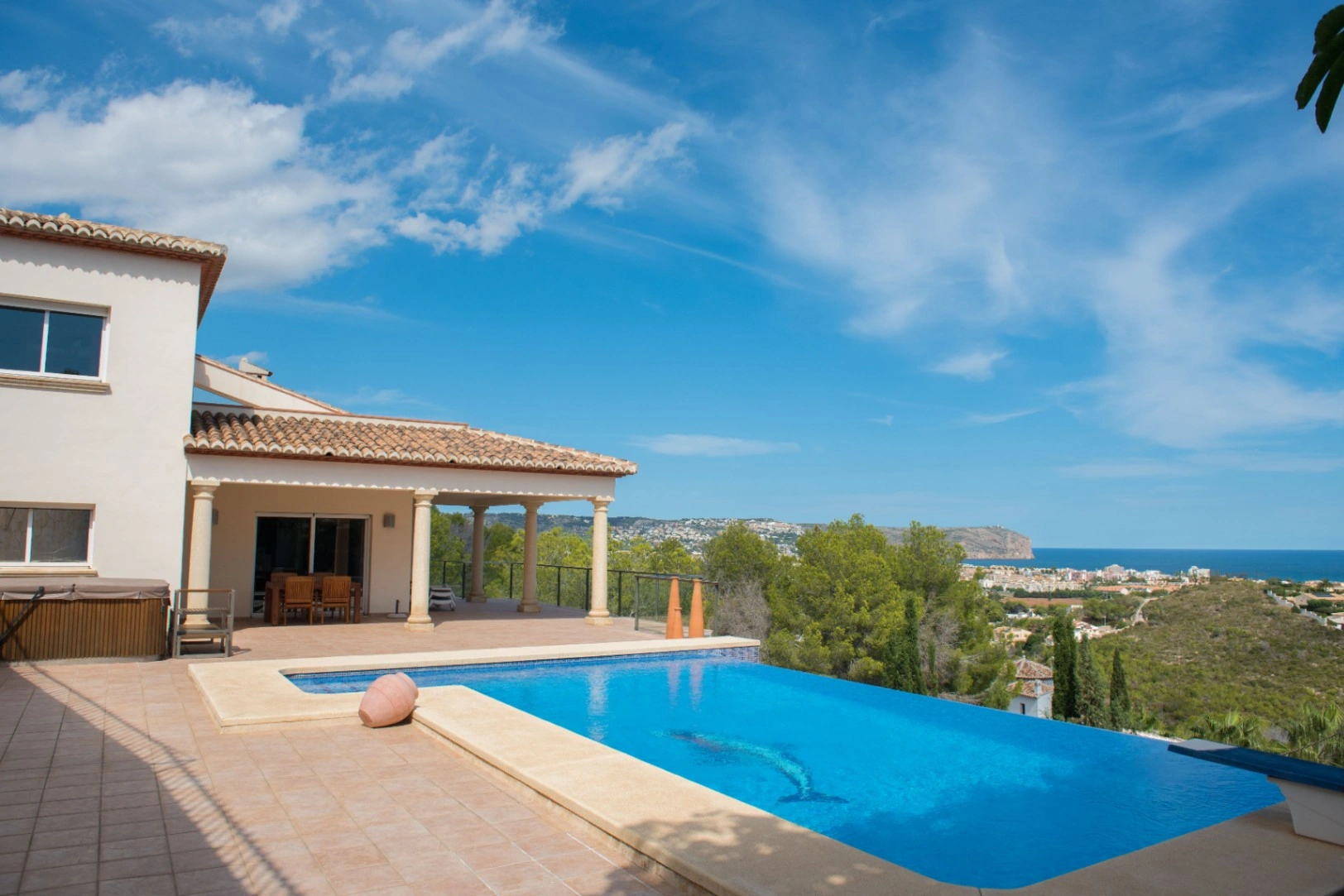 CR698502 - Villa moderne avec des vues spectaculaires sur la mer à Jávea Xabía