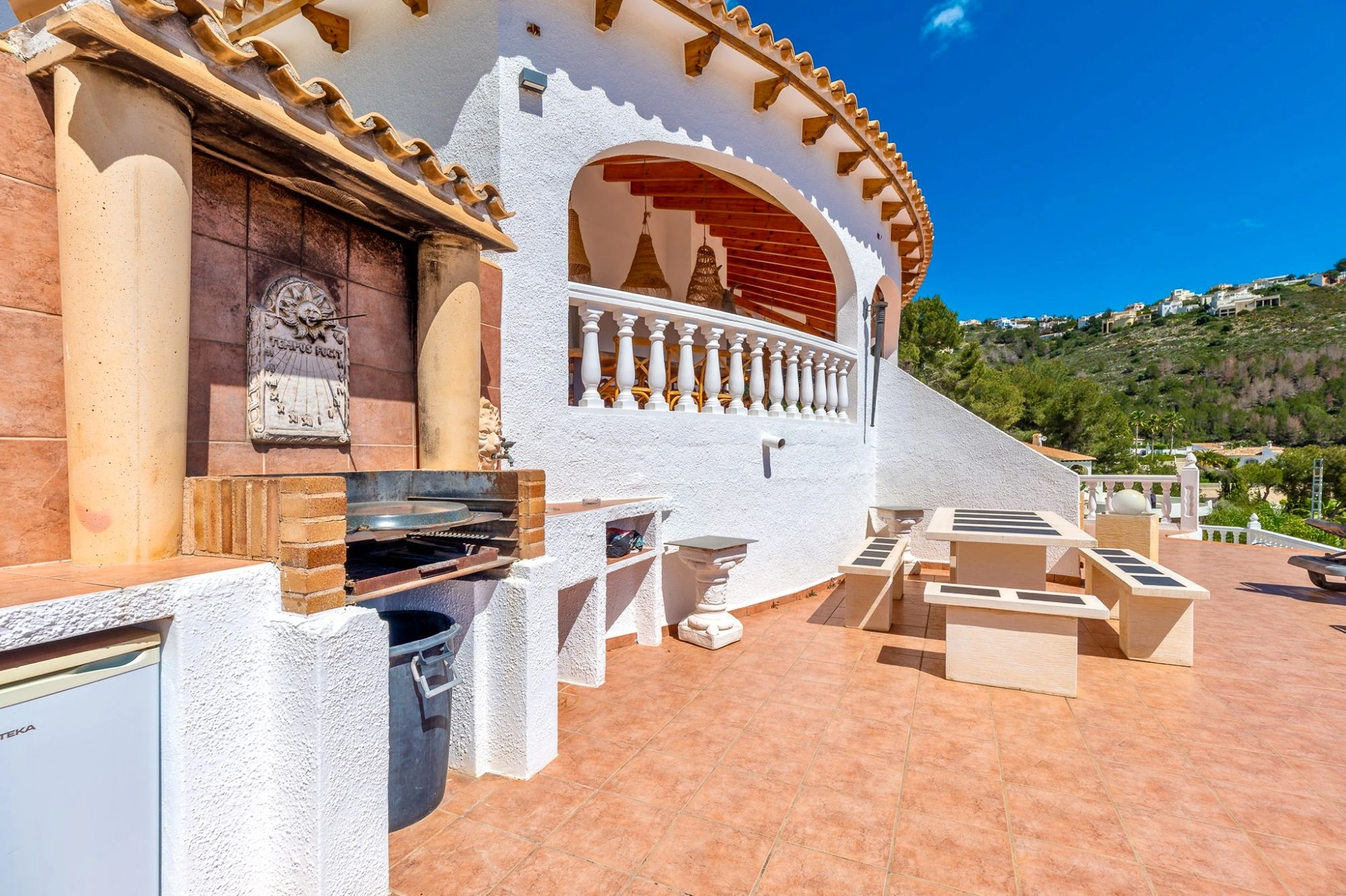 Villa con vistas al mar Mediterráneo con jacuzzi y sauna en venta en Moraira