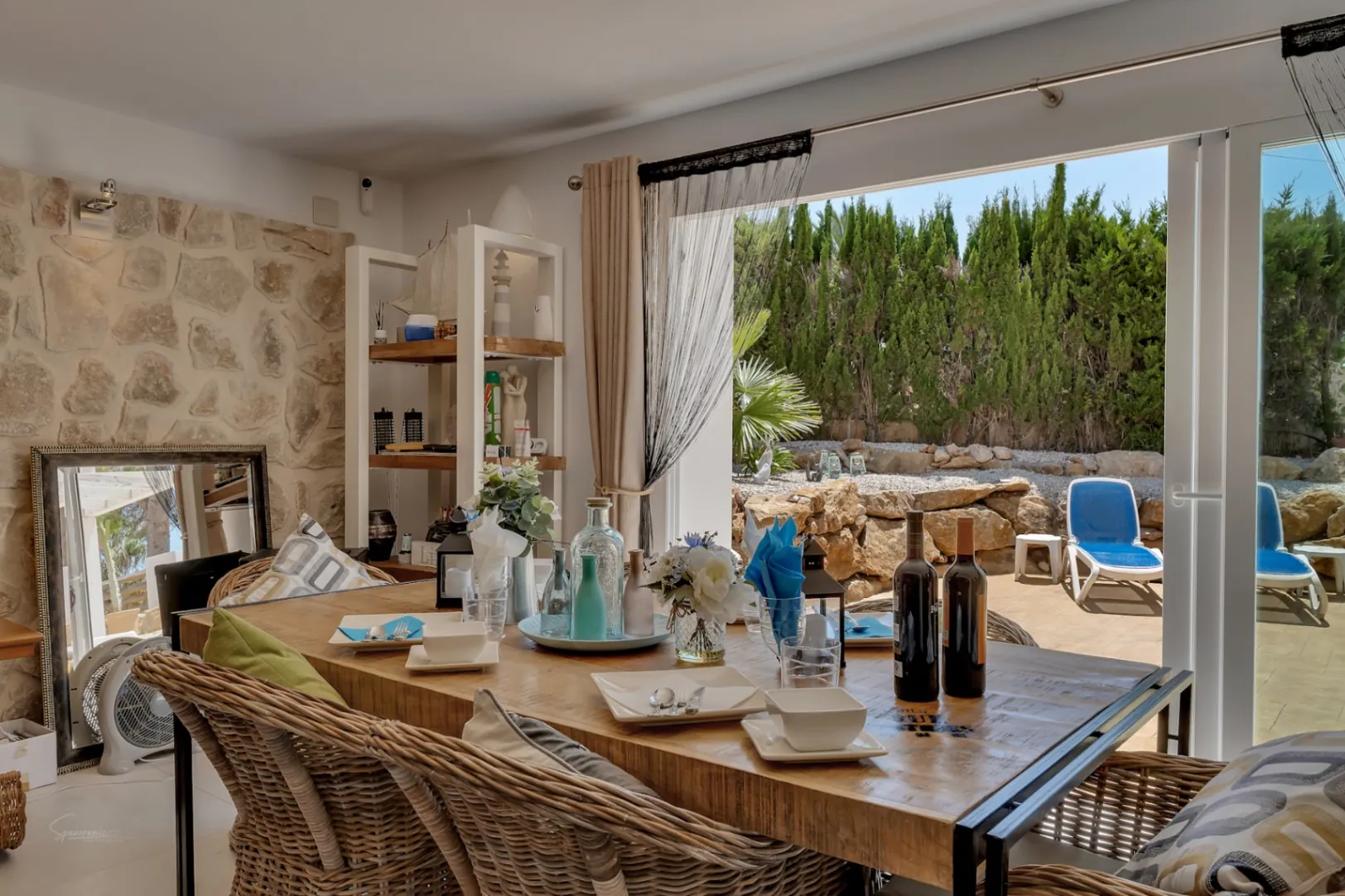 CRJC898930 - Elegante villa completamente renovada con vistas impresionantes en Rafalet, Jávea