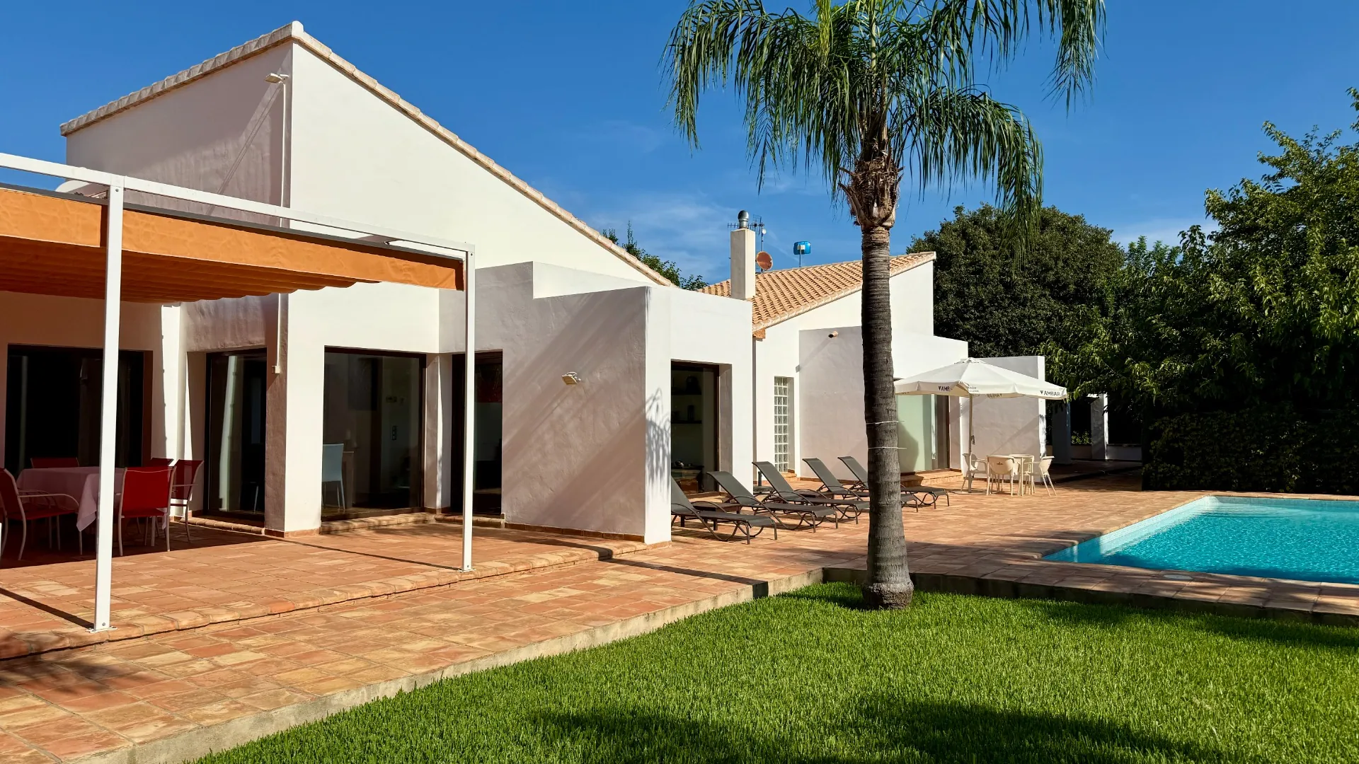 CR379002 - Chalet/Villa en venta en Denia
