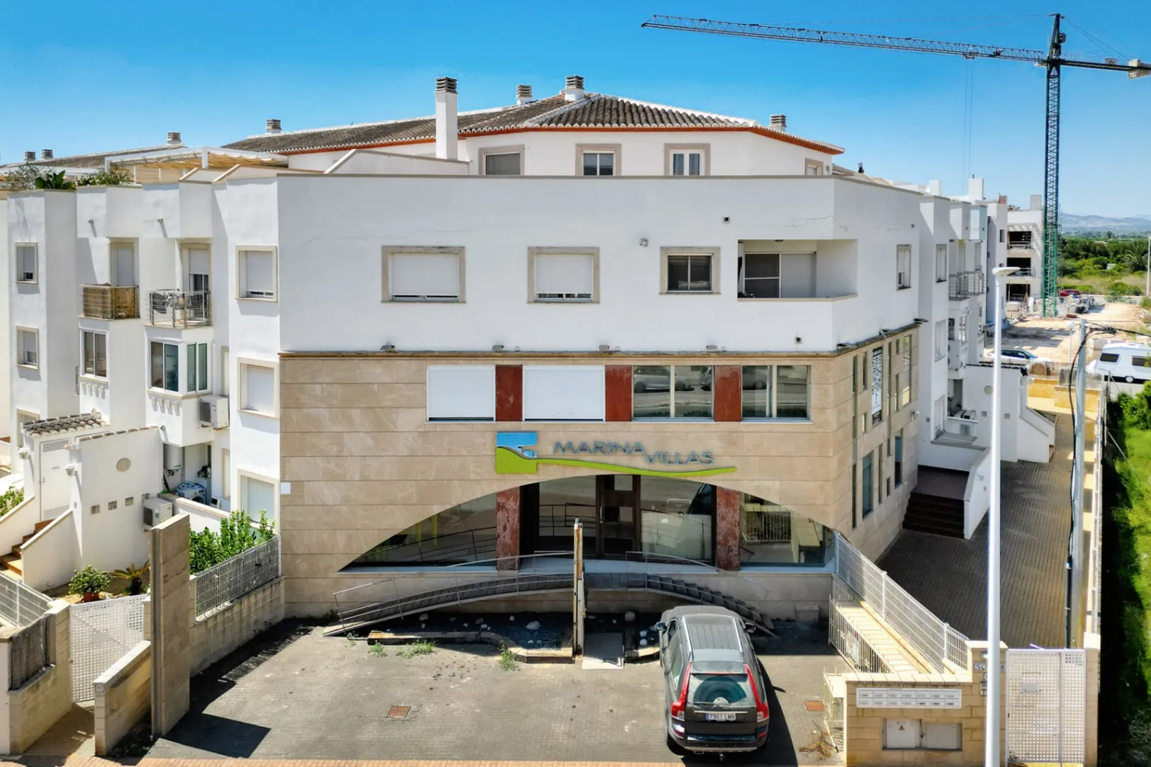 CRP067891 - Prime Javea Commercial Gem: ¡Versátil unidad comercial de 200m2 en el centro estratégico de Jávea!