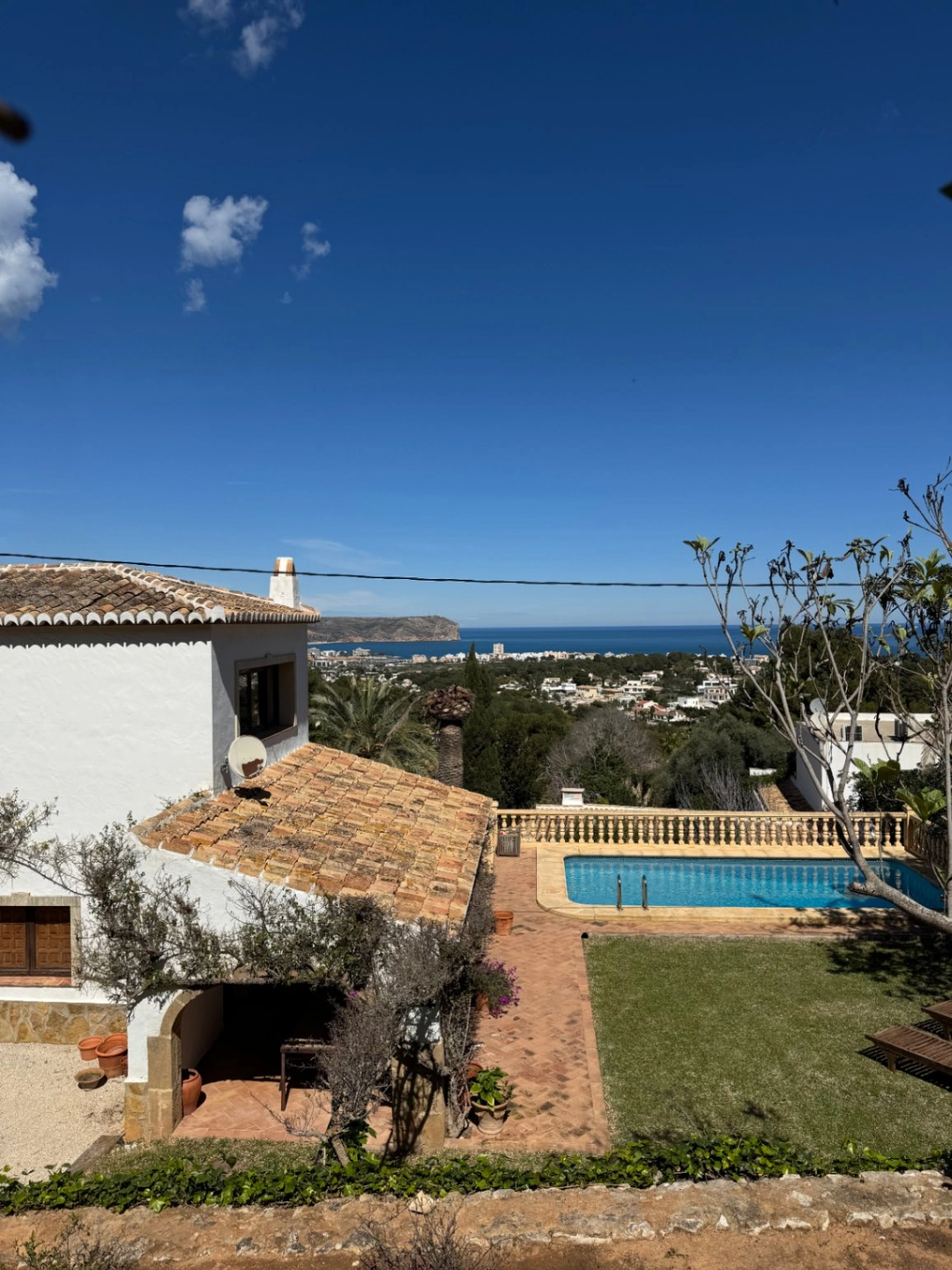4735 - Villa en Tosalet con fantásticas vistas abiertas al mar en Jávea
