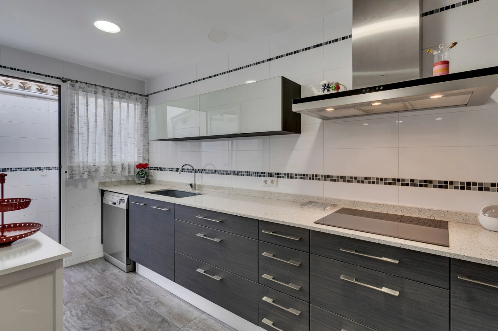 4798 - Exclusif Maison de ville à Jávea, à 500m de la mer, avec 4 chambres et piscine commune.