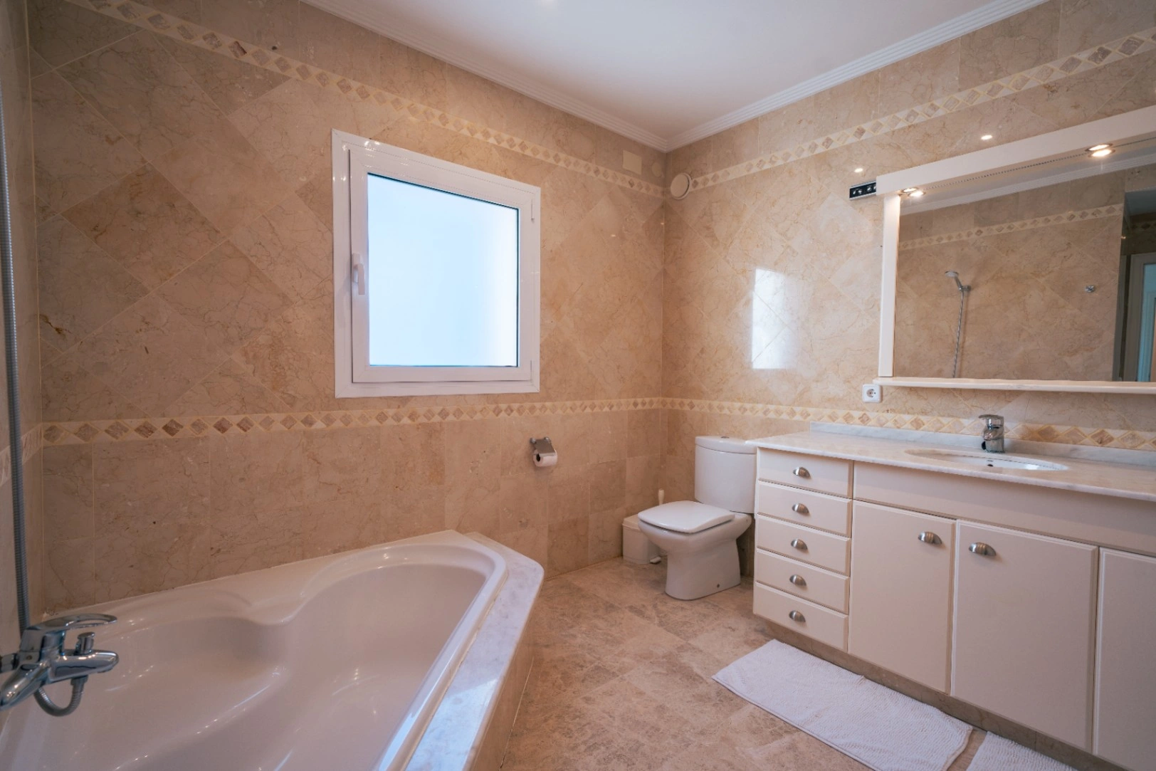 Villa con vistas al mar en venta, Balcón al Mar, Jávea