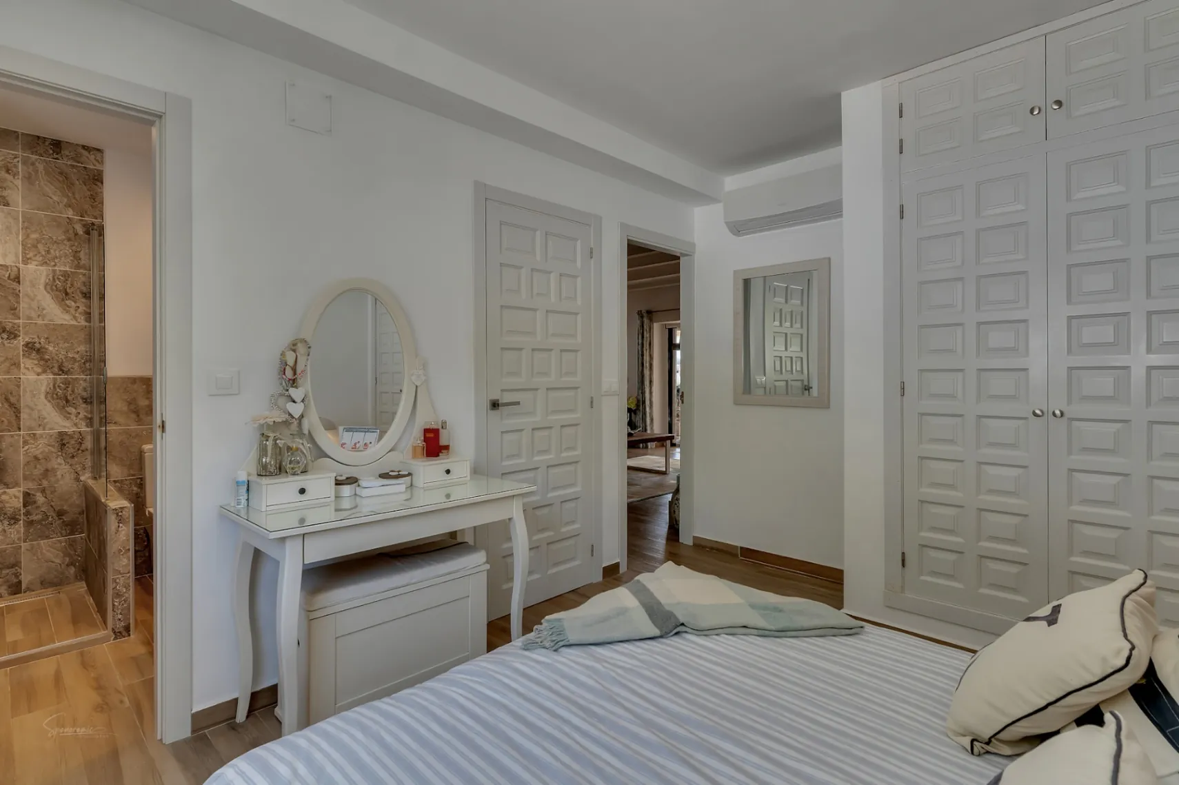 CRJC898930 - Elegante villa completamente renovada con vistas impresionantes en Rafalet, Jávea