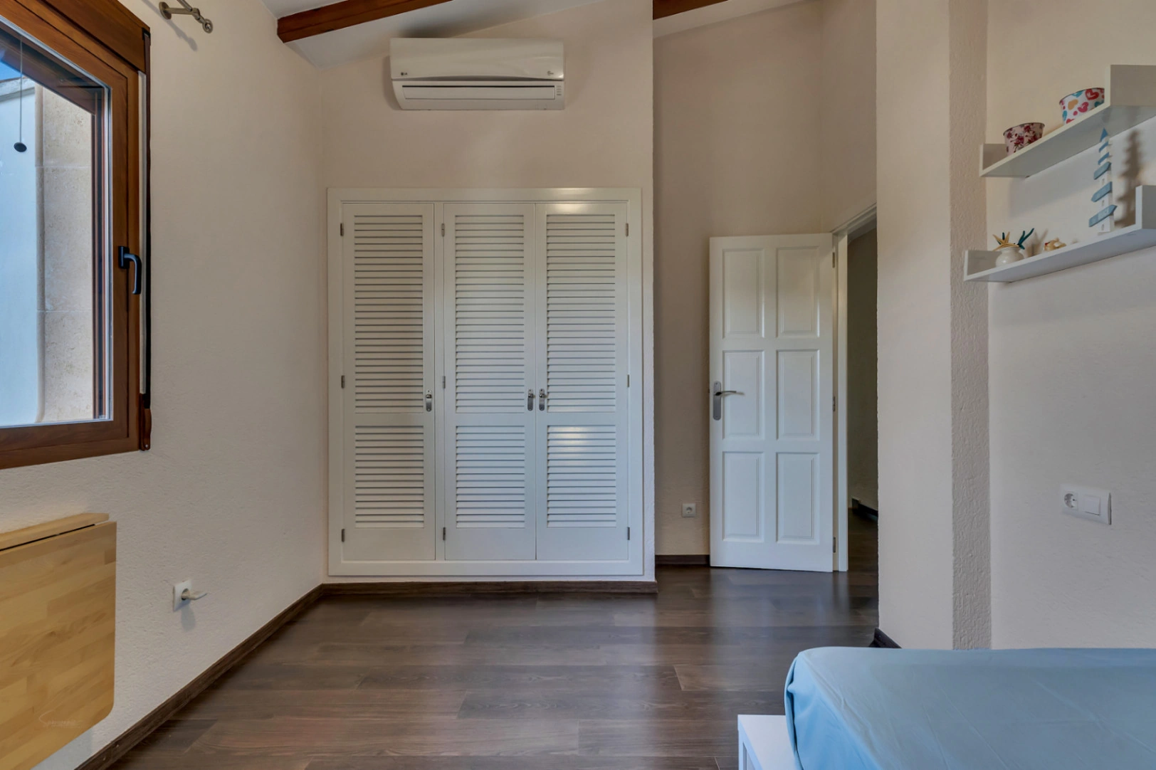 4798A - Exclusivo Adosado en Jávea, a 500m. del mar, con 4 dormitorios y piscina comunitaria
