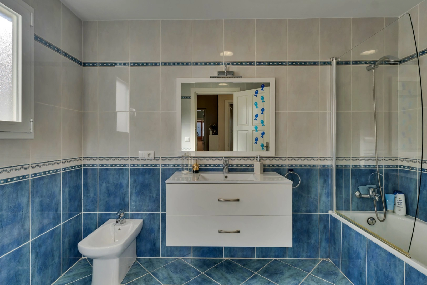 4798 - Exclusif Maison de ville à Jávea, à 500m de la mer, avec 4 chambres et piscine commune.