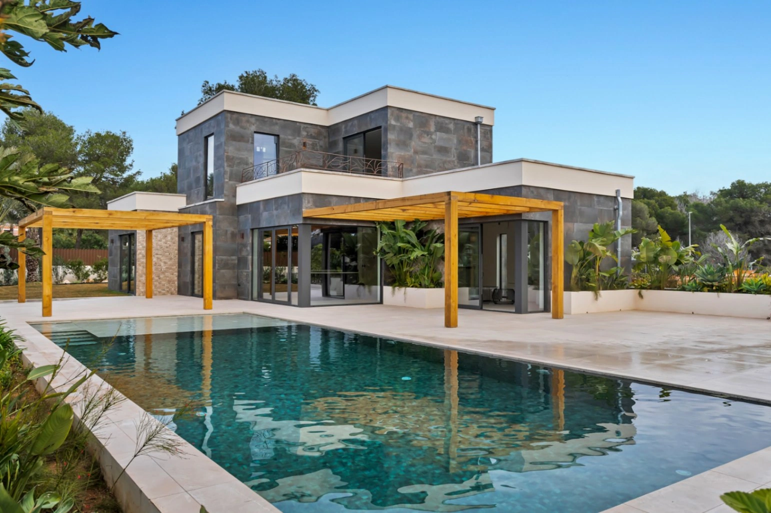 4810 - Villa de lujo de nueva construcción ubicada en una zona tranquila