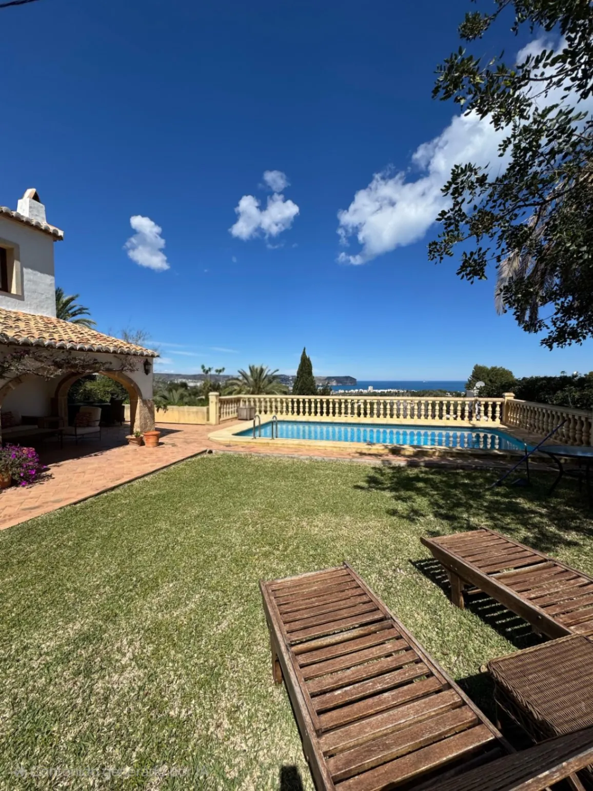 4735 - Villa en Tosalet con fantásticas vistas abiertas al mar en Jávea