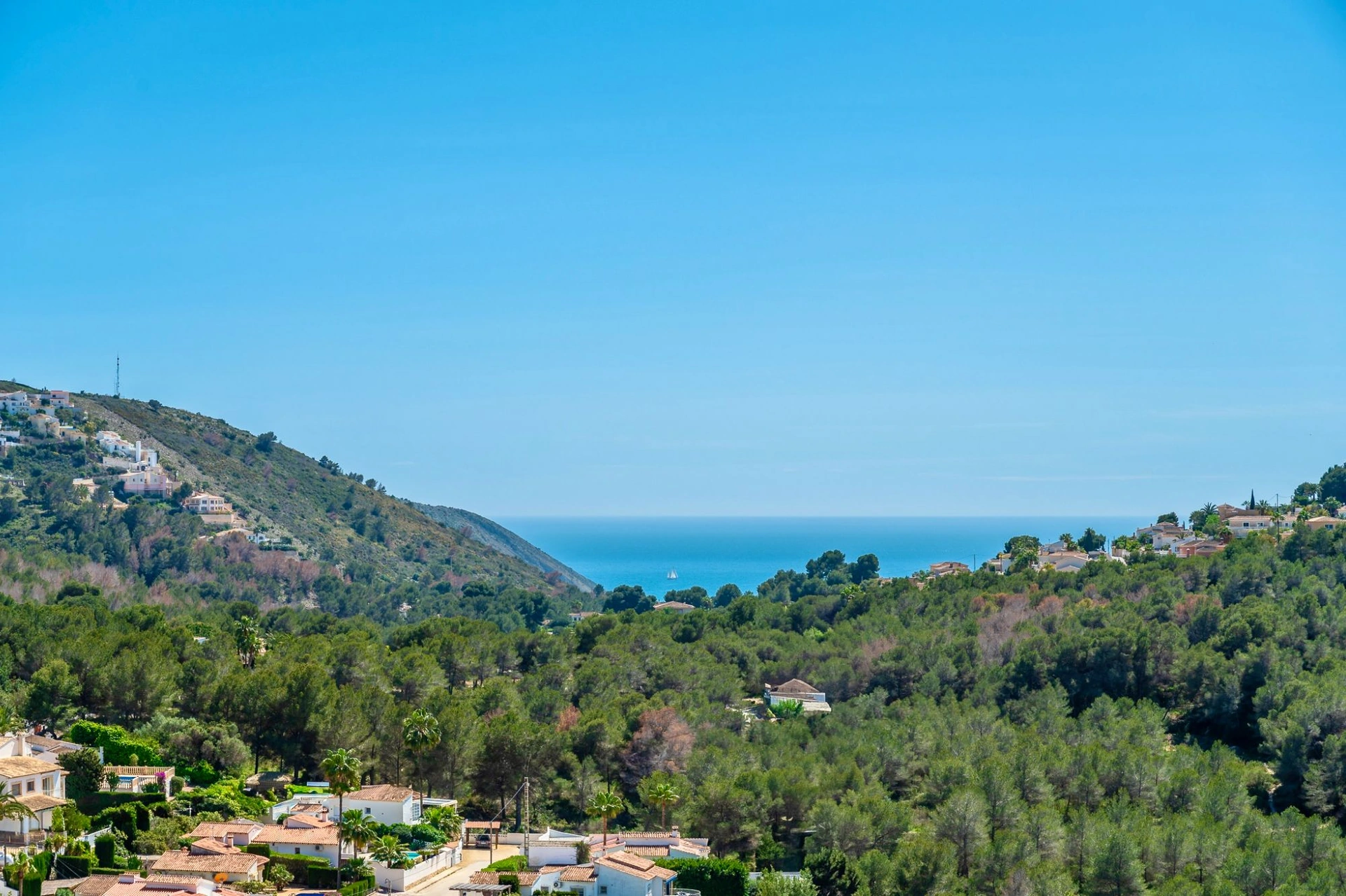 Villa con vistas al mar Mediterráneo con jacuzzi y sauna en venta en Moraira