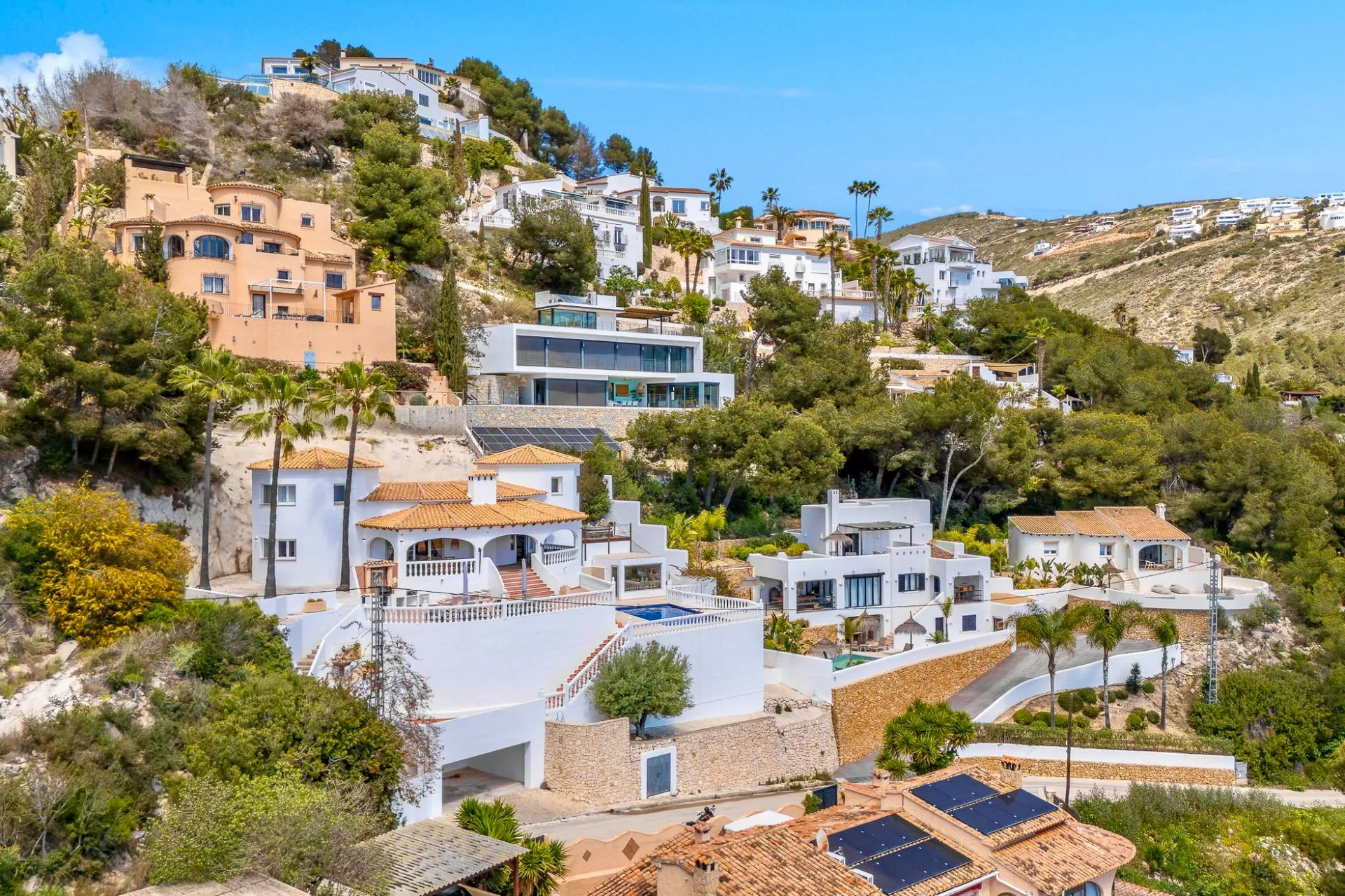 Villa con vistas al mar Mediterráneo con jacuzzi y sauna en venta en Moraira