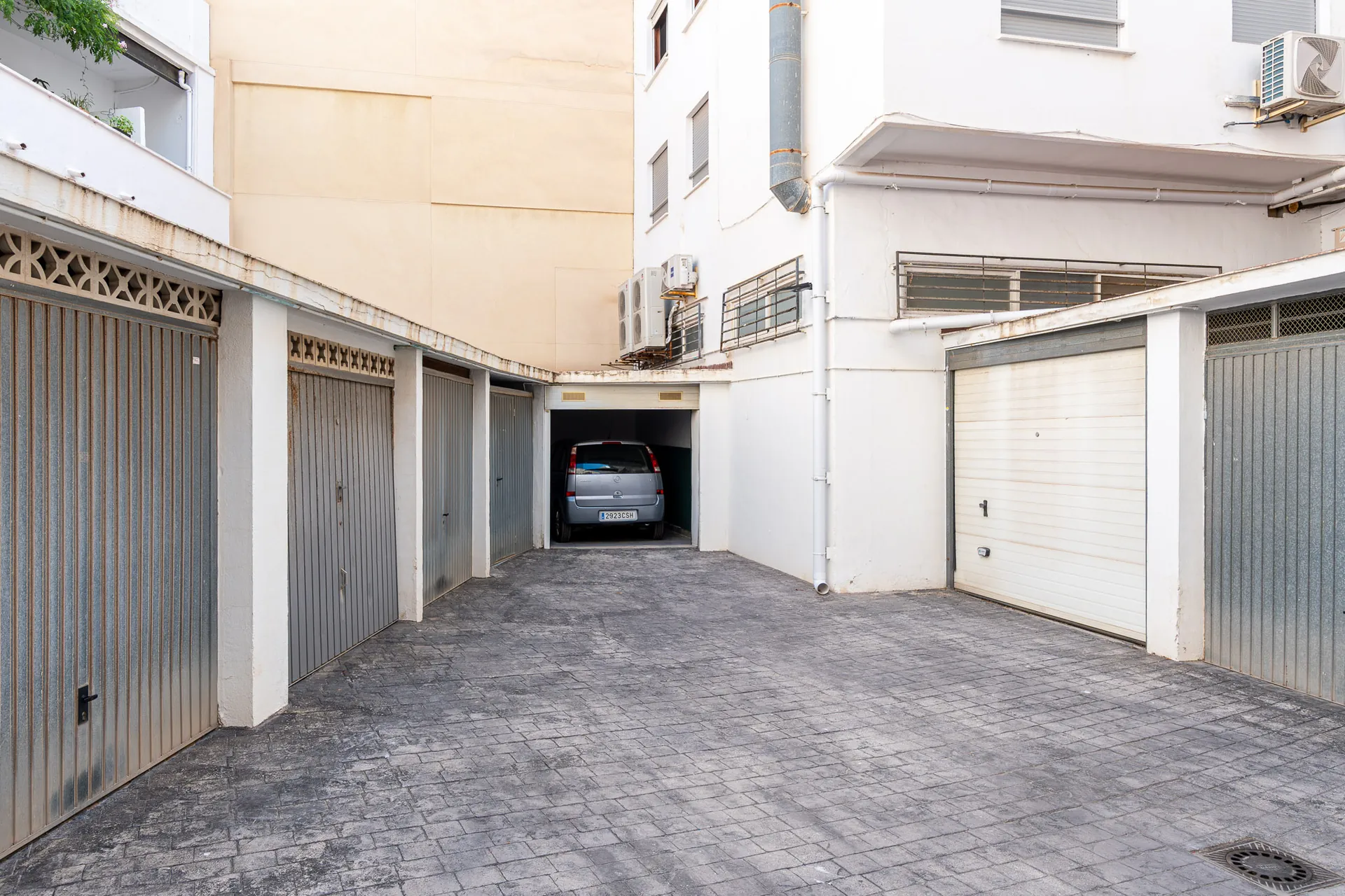 CRCB46944 - Vida Frente al Mar: Apartamento Renovado de 2 Dormitorios en Venta en Altea a Solo Pasos del Mediterráneo
