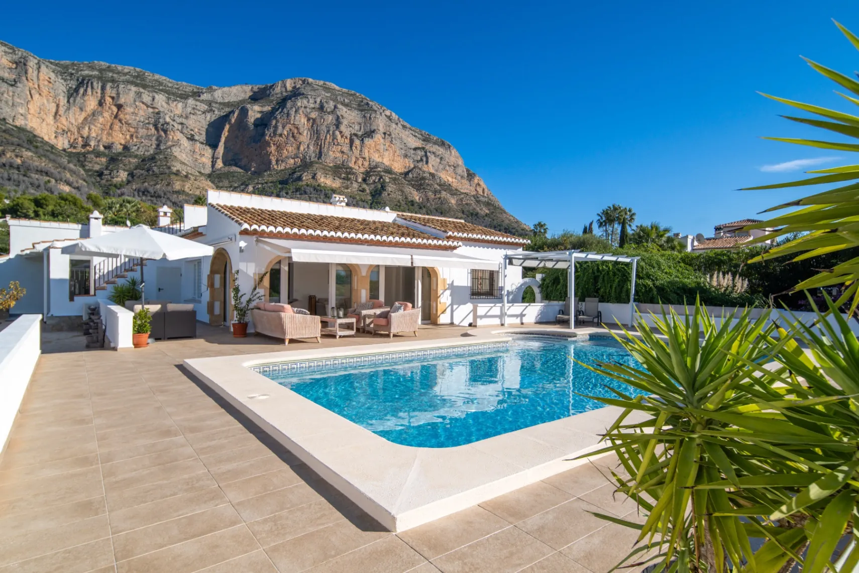 CR256646 - Chalet/Villa en venta en Jávea