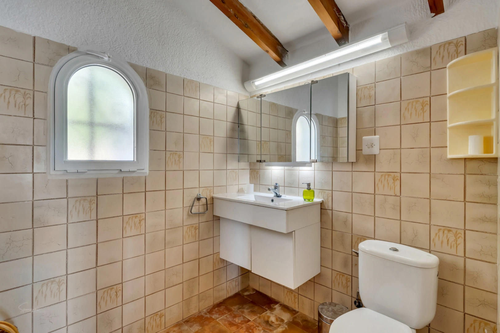 4668 - Villa mediterranea con impresionantes vistas al mar y montaña